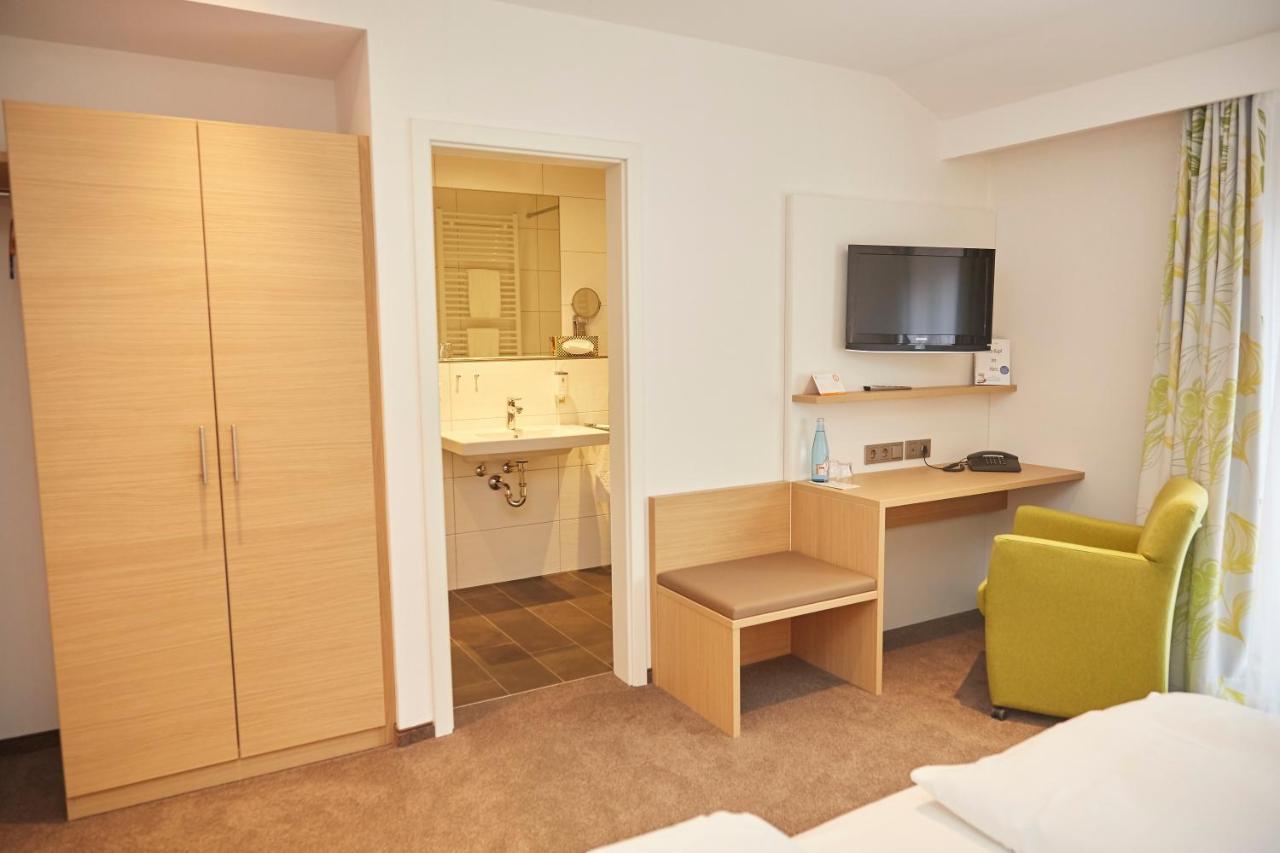 Flair Hotel Gasthof Zum Hirsch Hayingen Esterno foto