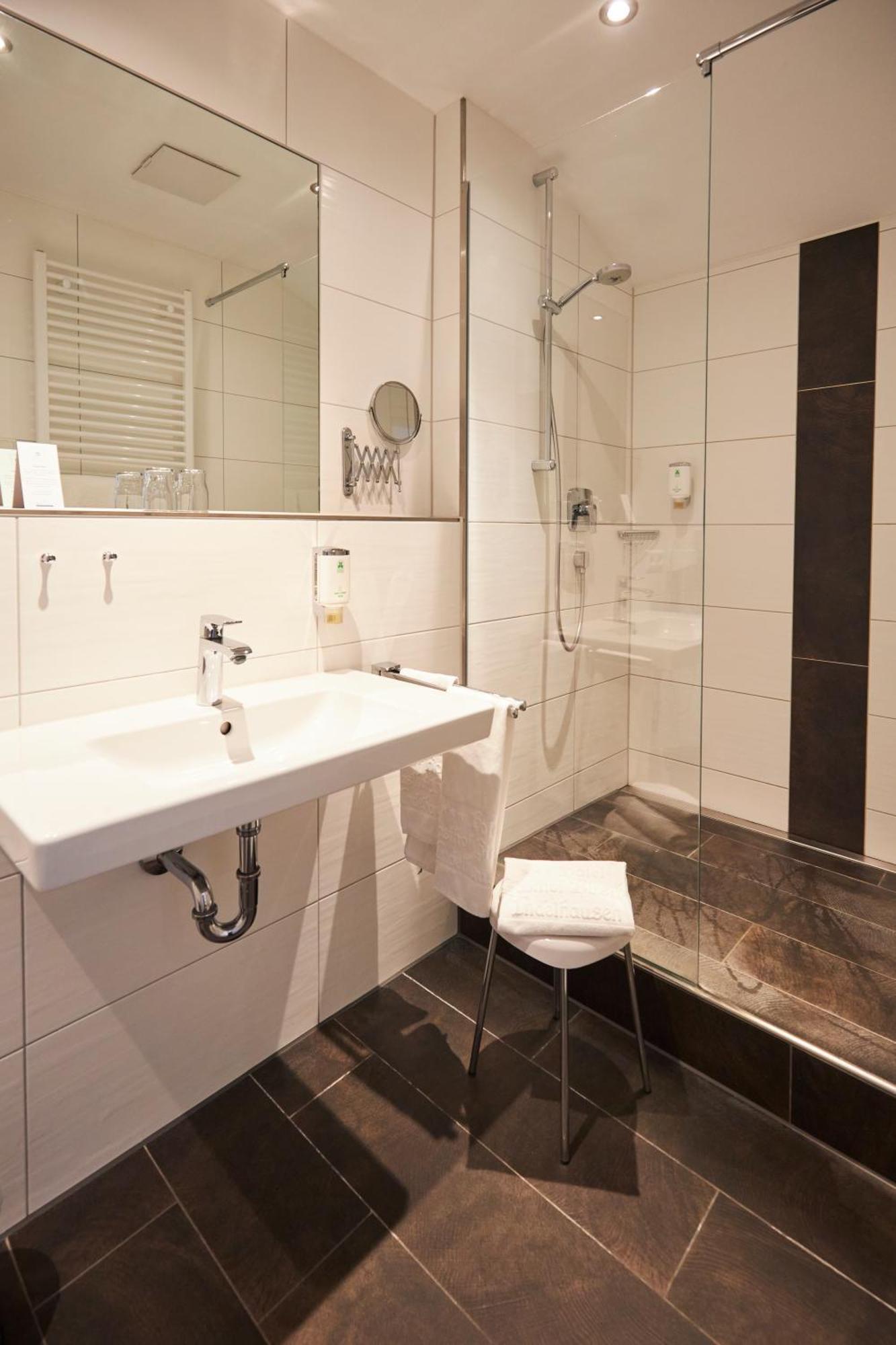 Flair Hotel Gasthof Zum Hirsch Hayingen Esterno foto